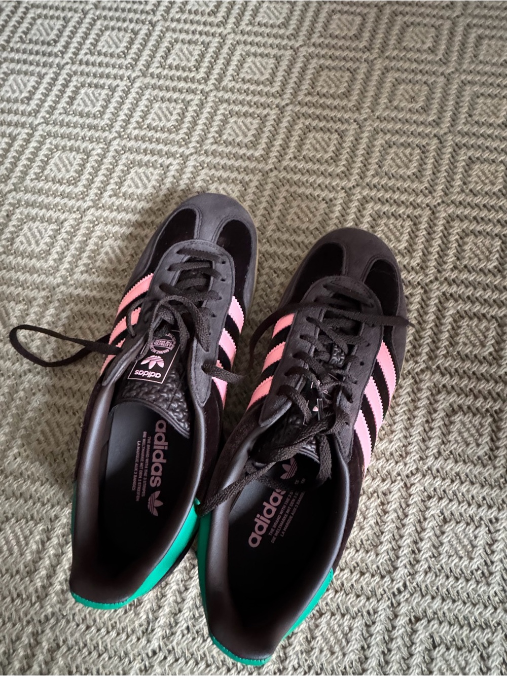 Rare Adidas Women's chocolate brown with Pink Stripes indoor gazelles NWT